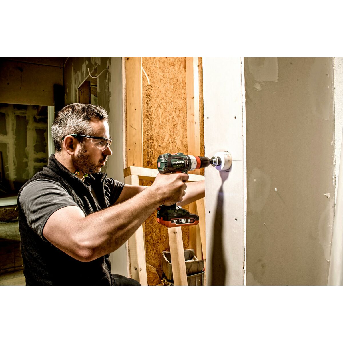 Trapano-Avvitatore a Batteria Serie BS 18 LT BL Q 18V - Metabo