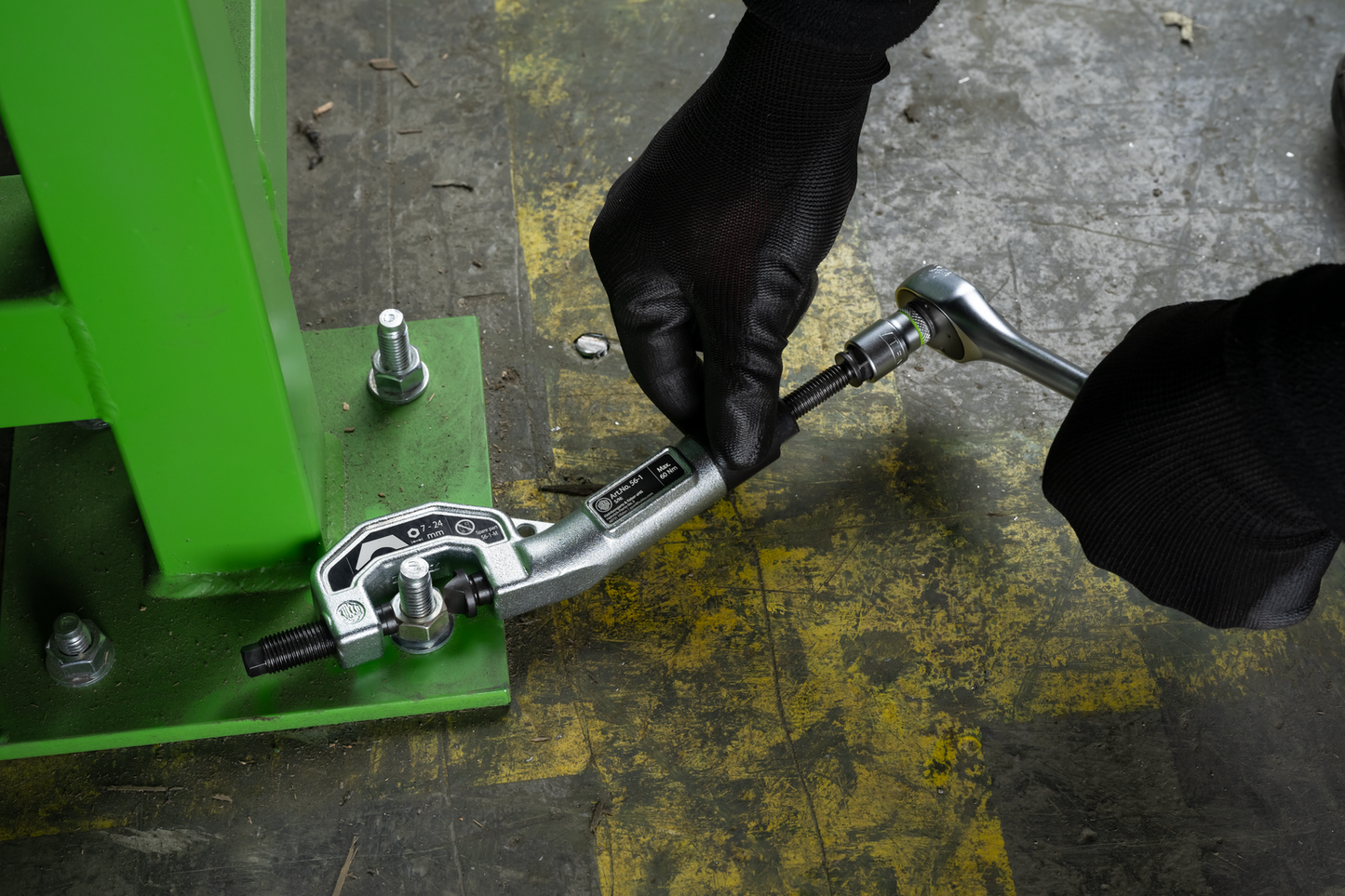 Nut Splitter Series 56-1 - Kukko